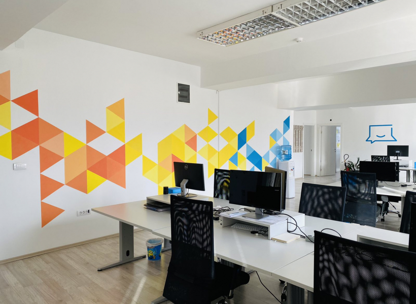 влае деловен простор