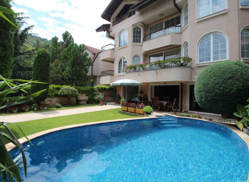 куќа во пржино