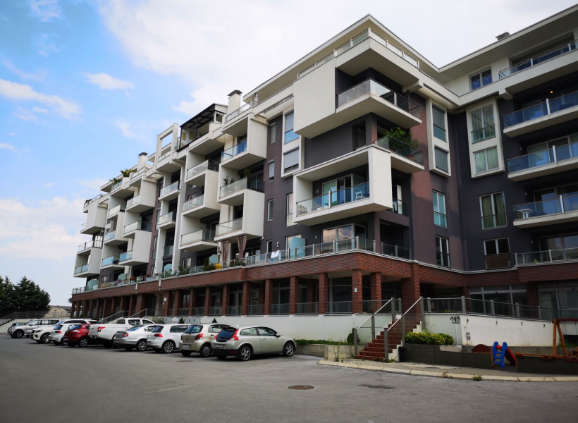 namesten stan na vodno