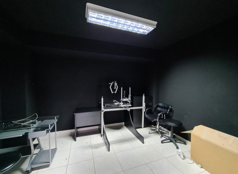 деловен простор кај универзална