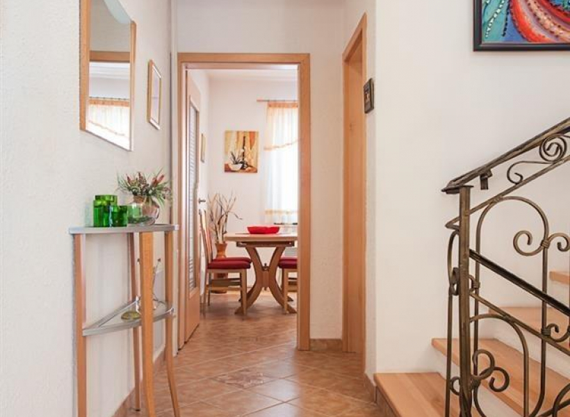 se prodava kukja na vodno