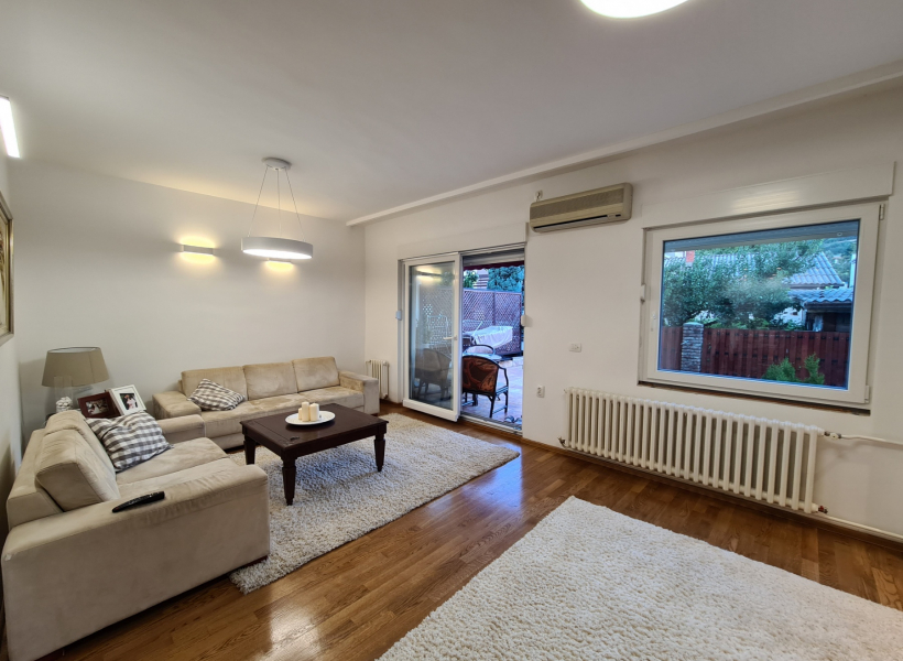 stanovi vo taftalidze