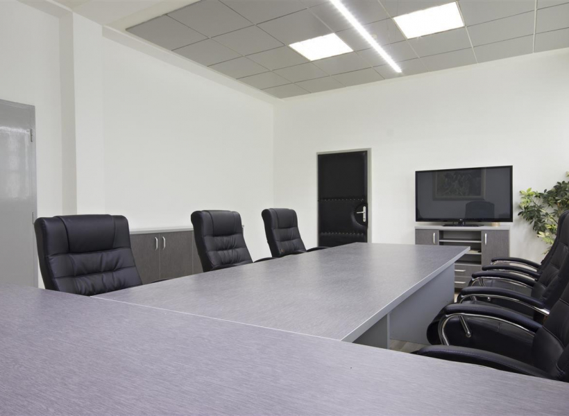 kancelariski prostor vo kisela voda