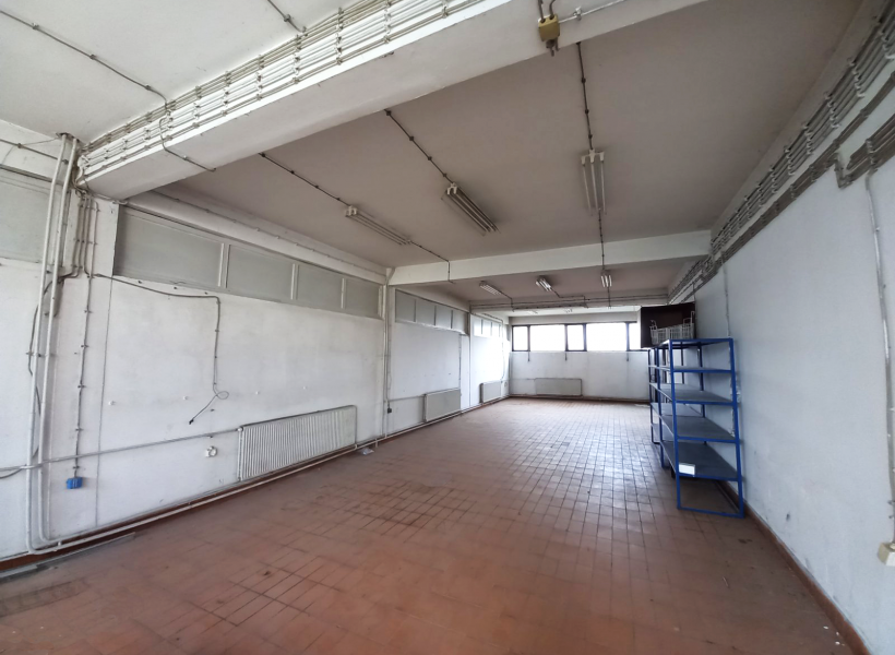 Магациснки и деловен простор