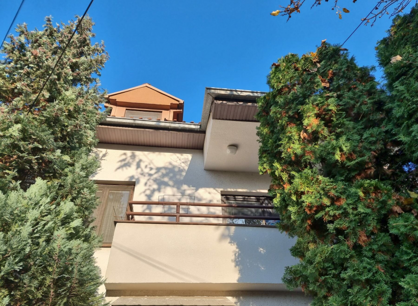 Куќа во Црниче