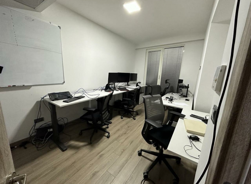 Деловен простор 