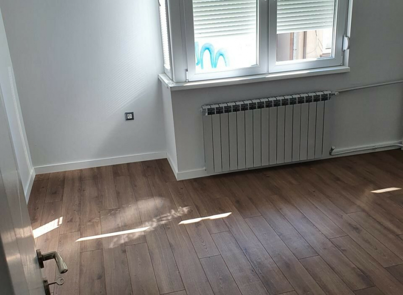 Изнајмување на деловен простор во Центар 