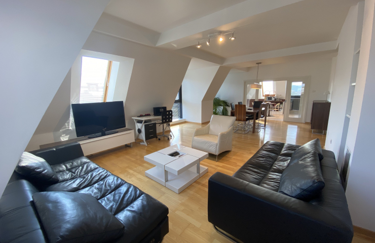 стан на поткровје