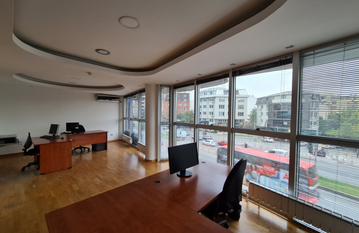 деловен простор во центар