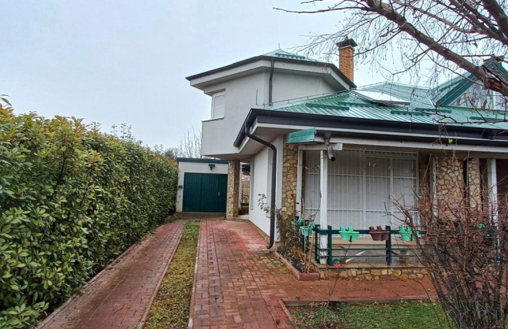 Куќа за продавање во Визбегово